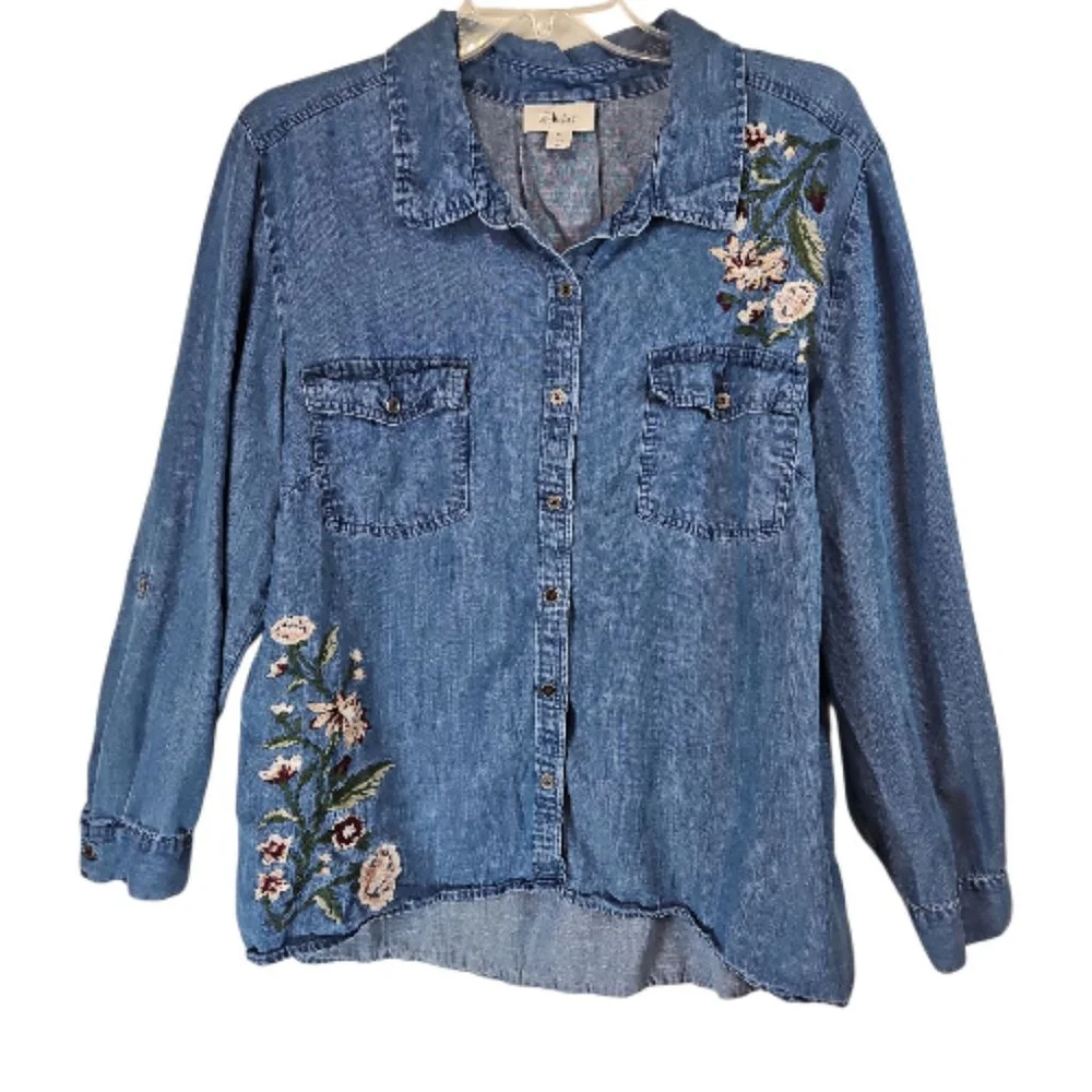 Style & Co Blue Chambray Floral Embroidered Denim Button Down Shirt XL - Picture 1 of 7